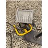 Image 2 : 841 -- WORK LIGHTS