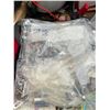 Image 3 : 843 -- XL AUTO PARTS TOTE # 2