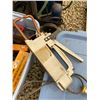Image 7 : 850 -- SPOT WELDER AND TOOLS
