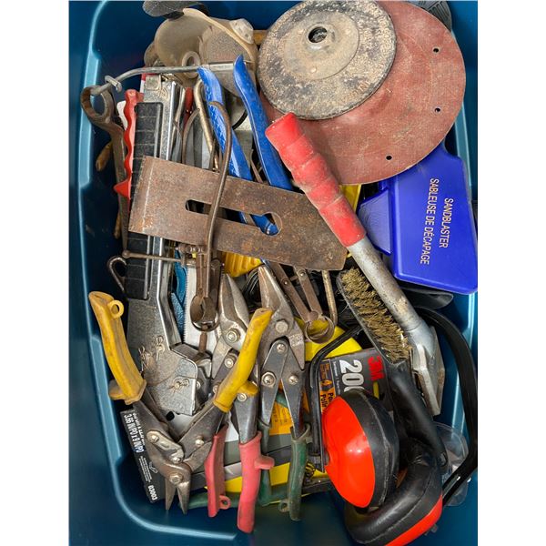852 -- MIXED TOOLS # 3