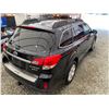 Image 16 : PARKSVILLE - 2010 SUBARU OUTBACK BLACK 221257 KMS - B369427