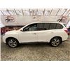 Image 23 : PARKSVILLE - 2014 NISSAN PATHFINDER WHITE 200264 KMS - D668468