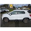 Image 16 : DUNCAN - 2014 CHEVROLET TRAX WHITE  155668 KMS - J158943