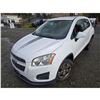 Image 2 : DUNCAN - 2014 CHEVROLET TRAX WHITE  155668 KMS - J158943