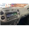 Image 54 : PARKSVILLE - 2013 VOLKSWAGEN TIGUAN SILVER  144820 KMS - D556586
