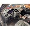 Image 50 : PARKSVILLE - 2012 VOLKSWAGEN TOUAREG GREY 252357 KMS - D010248