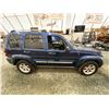 Image 12 : PARKSVILLE - 2005 JEEP LIBERTY BLUE 172219 KMS - D560516
