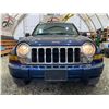 Image 5 : PARKSVILLE - 2005 JEEP LIBERTY BLUE 172219 KMS - D560516