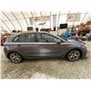 Image 11 : PARKSVILLE - 2019 HYUNDAI ELANTRA GT GREY 181790 KMS - B096313
