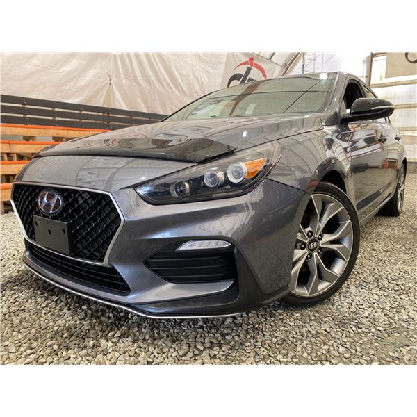 PARKSVILLE - 2019 HYUNDAI ELANTRA GT GREY 181790 KMS - B096313