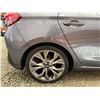 Image 27 : PARKSVILLE - 2019 HYUNDAI ELANTRA GT GREY 181790 KMS - B096313