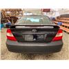Image 18 : PARKSVILLE - 2004 TOYOTA CAMRY BLACK 382936 KMS - B501034