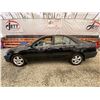Image 23 : PARKSVILLE - 2004 TOYOTA CAMRY BLACK 382936 KMS - B501034