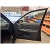 Image 37 : PARKSVILLE - 2004 TOYOTA CAMRY BLACK 382936 KMS - B501034
