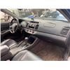 Image 38 : PARKSVILLE - 2004 TOYOTA CAMRY BLACK 382936 KMS - B501034