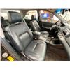 Image 39 : PARKSVILLE - 2004 TOYOTA CAMRY BLACK 382936 KMS - B501034