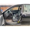 Image 48 : PARKSVILLE - 2004 TOYOTA CAMRY BLACK 382936 KMS - B501034