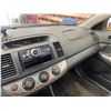 Image 54 : PARKSVILLE - 2004 TOYOTA CAMRY BLACK 382936 KMS - B501034