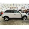 Image 11 : PARKSVILLE - 2012 CHEVROLET CAPTIVA SPORT WHITE 169058 KMS - B624193