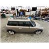 Image 13 : PARKSVILLE - 2009 MINI COOPER GOLD 115082 KMS - BW81574