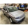 Image 10 : PARKSVILLE - 2016 JEEP COMPASS GRAY 193512 KMS - B579296