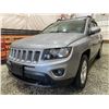 Image 2 : PARKSVILLE - 2016 JEEP COMPASS GRAY 193512 KMS - B579296