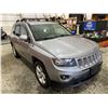 Image 9 : PARKSVILLE - 2016 JEEP COMPASS GRAY 193512 KMS - B579296