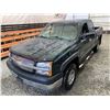 Image 4 : PARKSVILLE - 2003 CHEVROLET SILVERADO GREEN 131467 KMS - D141826