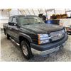 Image 9 : PARKSVILLE - 2003 CHEVROLET SILVERADO GREEN 131467 KMS - D141826
