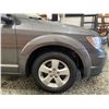 Image 25 : PARKSVILLE - 2014 DODGE JOURNEY GRAY 174123 KMS - B153781