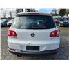 Image 11 : DUNCAN - 2010 VOLKSWAGEN TIGUAN WHITE  163180 KMS - J514723