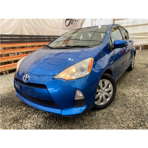 PARKSVILLE - 2013 TOYOTA PRIUS C BLUE 386147 KMS - D537510