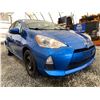 Image 8 : PARKSVILLE - 2013 TOYOTA PRIUS C BLUE 386147 KMS - D537510