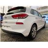 Image 14 : PARKSVILLE - 2019 HYUNDAI ELANTRA GT WHITE 182946 KMS - B101547