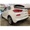 Image 20 : PARKSVILLE - 2019 HYUNDAI ELANTRA GT WHITE 182946 KMS - B101547