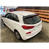 Image 22 : PARKSVILLE - 2019 HYUNDAI ELANTRA GT WHITE 182946 KMS - B101547