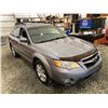Image 9 : PARKSVILLE - 2009 SUBARU OUTBACK GREY 145886 KMS - D329366