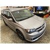 Image 10 : PARKSVILLE - 2017 DODGE GRAND CARAVAN GREY 200636 KMS - D607471