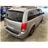 Image 16 : PARKSVILLE - 2017 DODGE GRAND CARAVAN GREY 200636 KMS - D607471