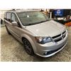 Image 9 : PARKSVILLE - 2017 DODGE GRAND CARAVAN GREY 200636 KMS - D607471