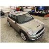Image 10 : PARKSVILLE - 2009 MINI COOPER GOLD 115082 KMS - BW81574