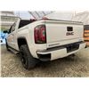 Image 19 : PARKSVILLE - 2017 GMC SIERRA WHITE 197024 KMS - D477404