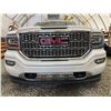 Image 5 : PARKSVILLE - 2017 GMC SIERRA WHITE 197024 KMS - D477404