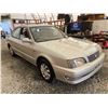 Image 9 : PARKSVILLE - 1998 TOYOTA CAMRY SILVER 140802 KMS - B143894