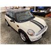 Image 10 : PARKSVILLE - 2010 MINI COOPER WHITE 164466 KMS - DZ63100