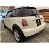 Image 20 : PARKSVILLE - 2010 MINI COOPER WHITE 164466 KMS - DZ63100