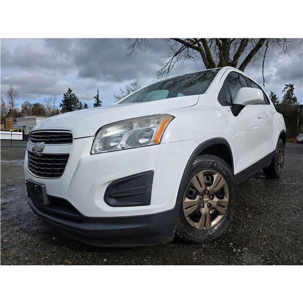 DUNCAN - 2014 CHEVROLET TRAX WHITE  155668 KMS - J158943
