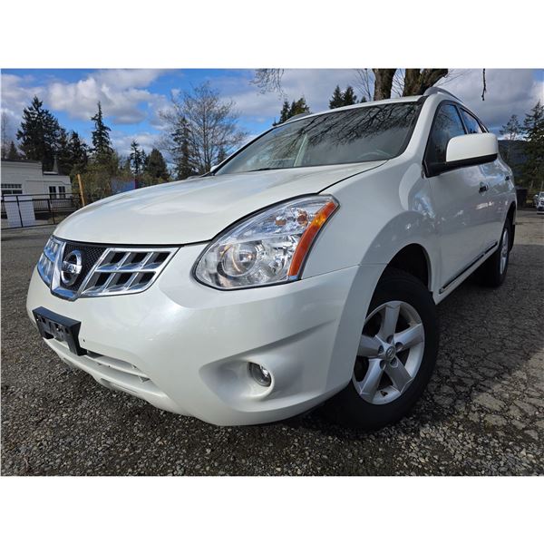 DUNCAN - 2013 NISSAN ROGUE WHITE  194682 KMS - J146241