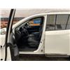 Image 50 : PARKSVILLE - 2014 NISSAN PATHFINDER WHITE 200264 KMS - D668468