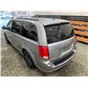 Image 22 : PARKSVILLE - 2017 DODGE GRAND CARAVAN GREY 200636 KMS - D607471